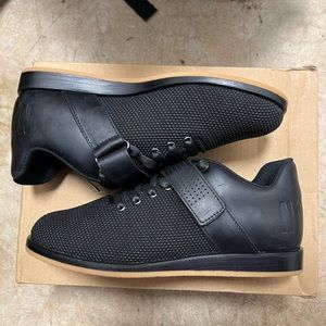 NOBULL Black leather lifters